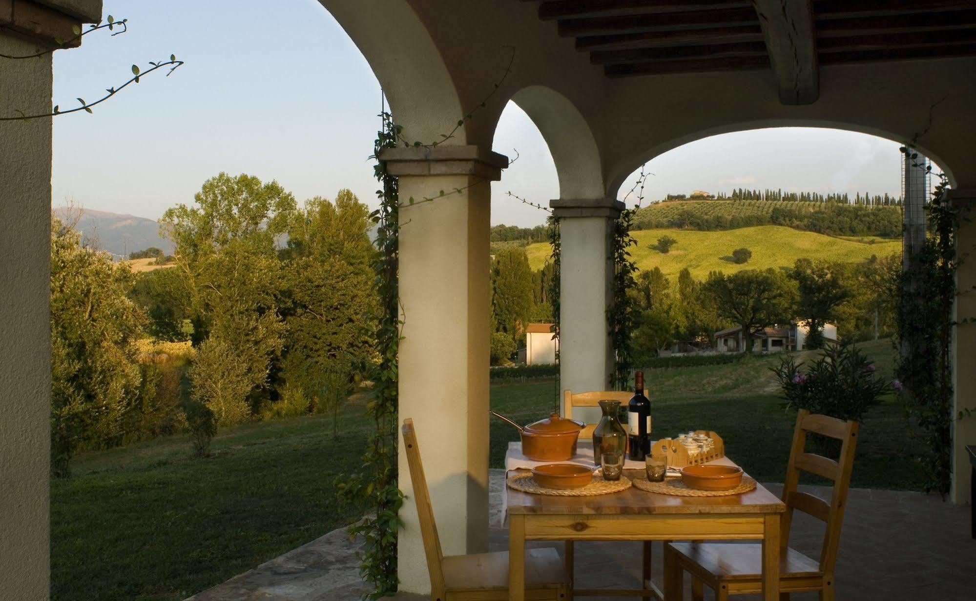 Aparthotel Borgo Le Capannelle Castel Ritaldi Exteriér fotografie